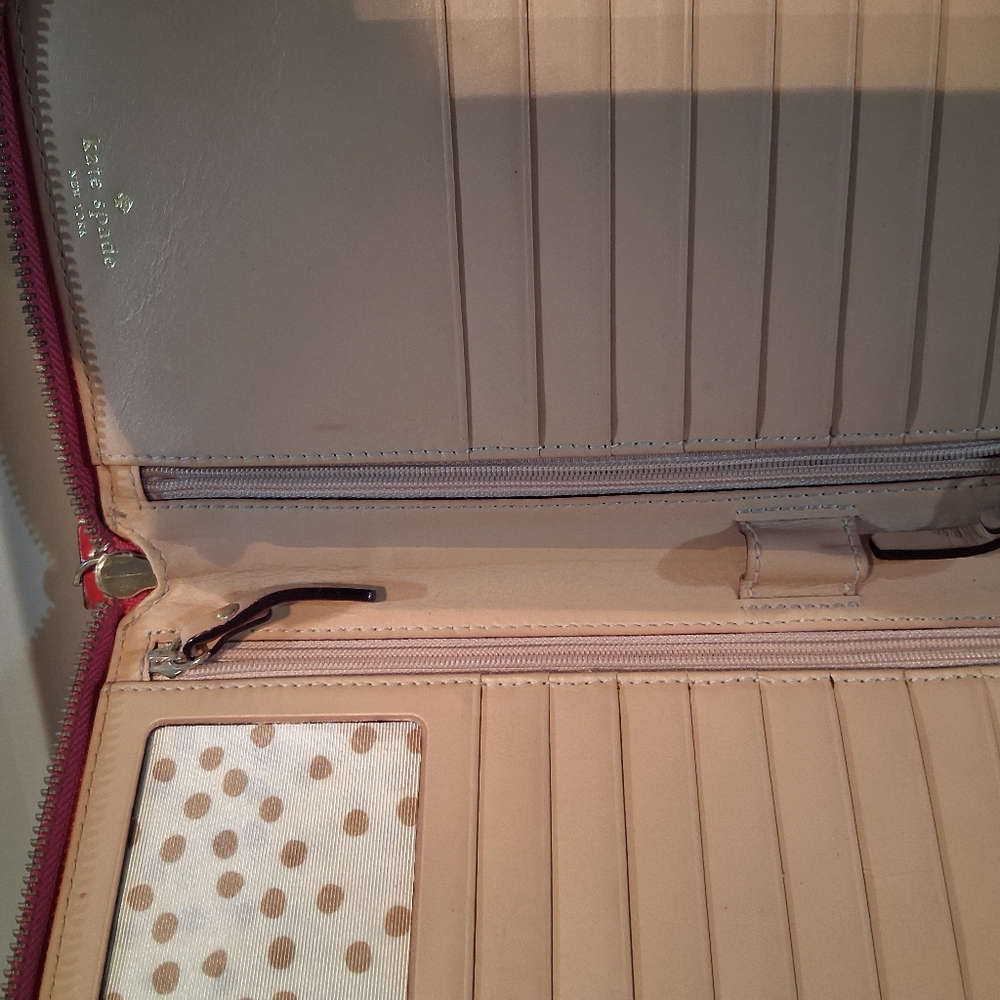 Kate Spade Wallet - Picture 3 of 3